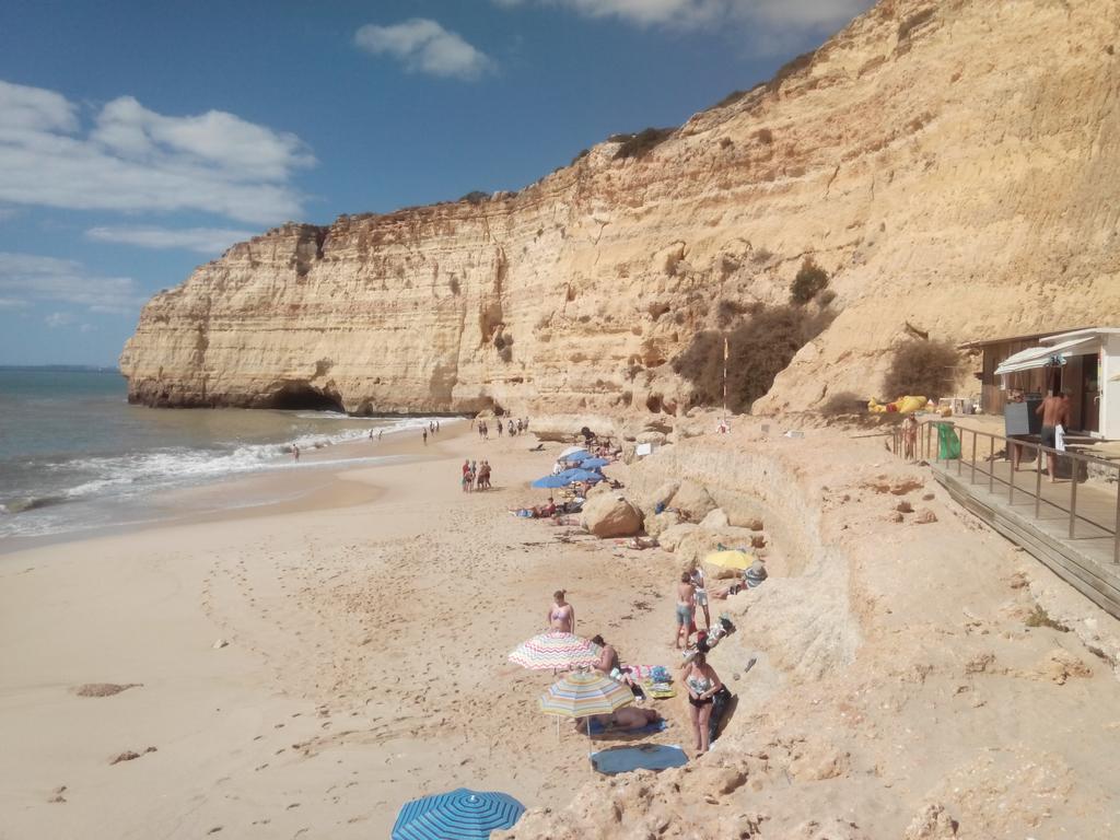 Centeanes Beach Apartment Карвоейро Екстериор снимка